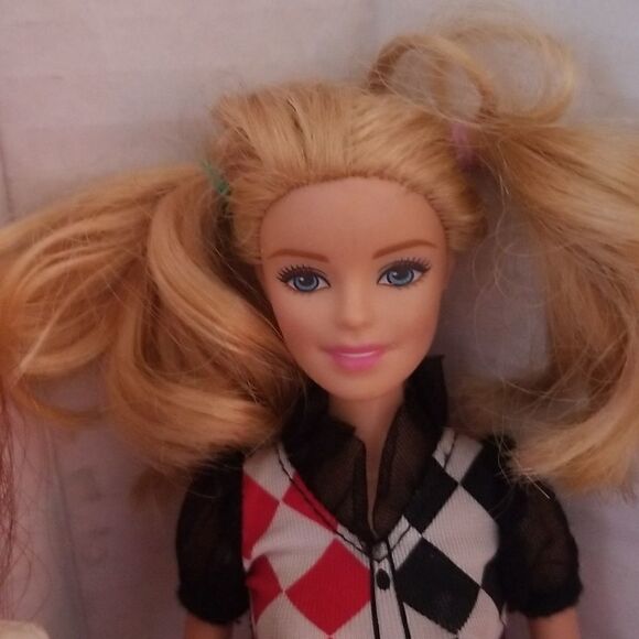 Vintage Assorted Barbie Doll and more Collection - Picture 5 of 9